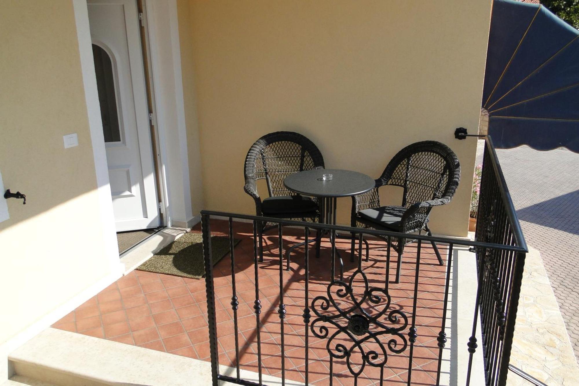 Apartments Villa Ela Umag Bilik gambar