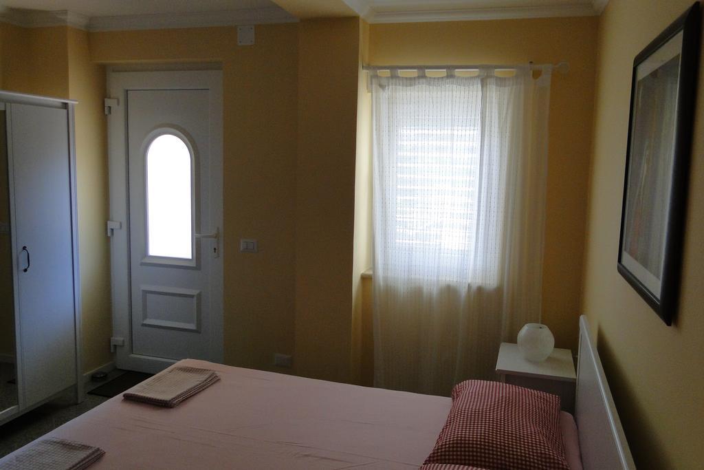Apartments Villa Ela Umag Luaran gambar